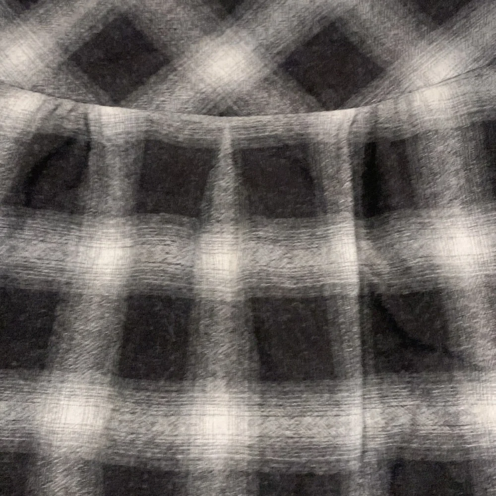 ANN Taylor aloft black and white plaid wool blend pencil skirt size 8 - Picture 2 of 8